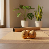 Bilbo - boules de massage en liège - studio de yoga avec le tapis Ecoa en liège - My Shop Yoga
