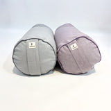 Les bolsters rond NIRU en chambray-coloris gris et lavande - vue duo - my shop yoga