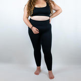 Narail – Legging de yoga - Femme - Colori noir - porté par femme ronde taille L - My Shop Yoga