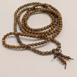 Utoor – Collier Bracelet Mala aux 216 perles Bois Santal Vert - My Shop Yoga